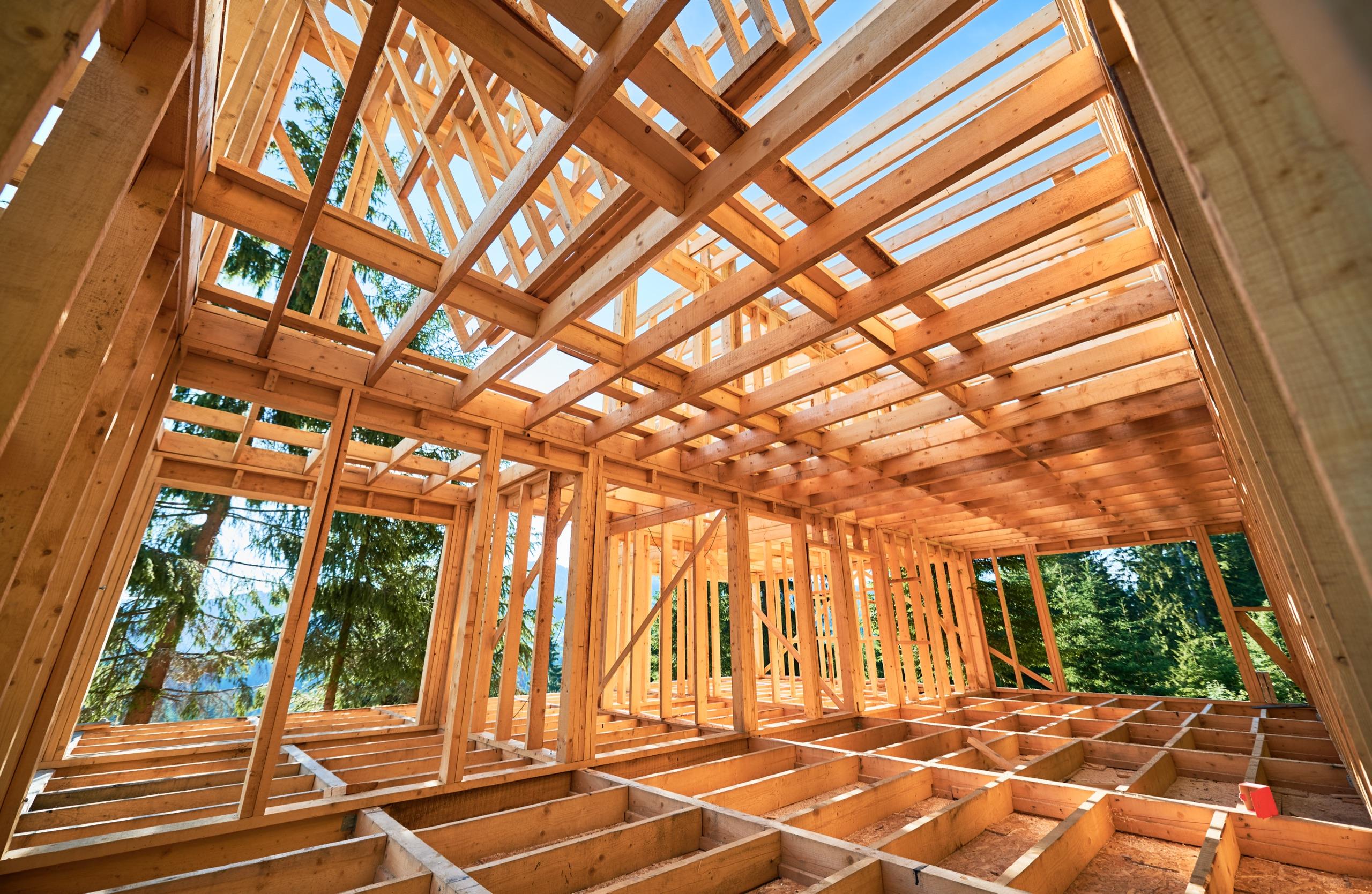Entramado de madera de una vivienda en construcción